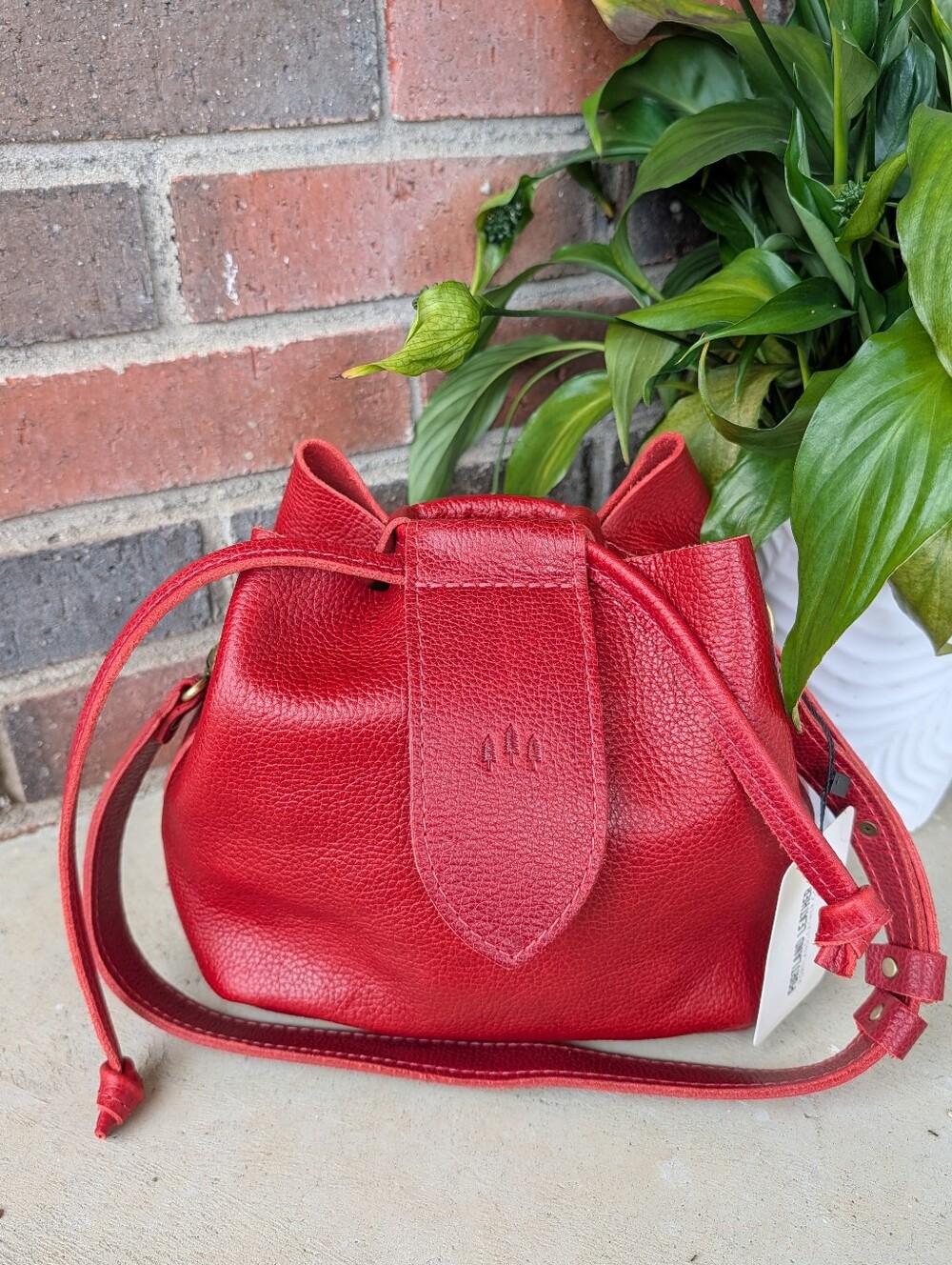 🍒NWT Portland Leather Goods Small Firefly Drawstring Bucket Bag, Chili Red